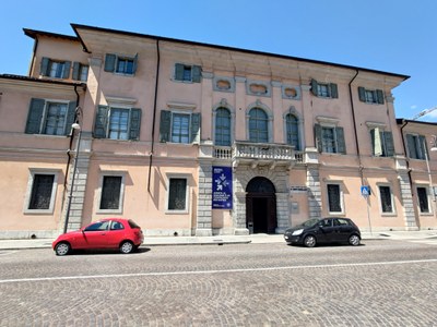 Studiare, fare ricerca e lavorare nell'accademia francese: percorsi e prospettive - Prof.ssa Caterina Severino